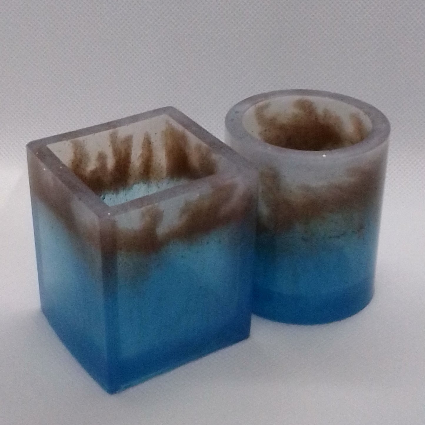 2pc set of small desk item holder